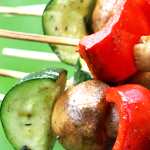 veggie kebabs with zucchini, red pepper, and mushrooms